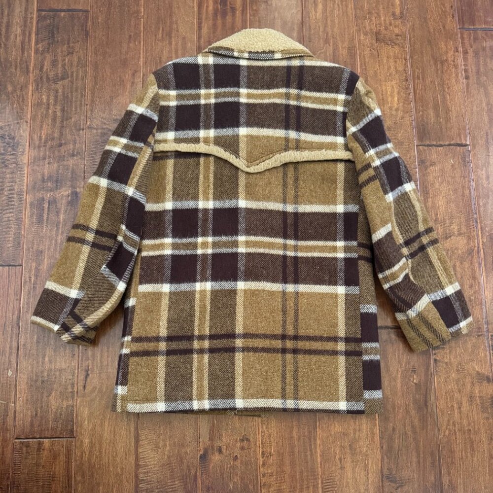 Vintage Woolrich Plaid Sherpa Lined Flannel Jacket - image 2